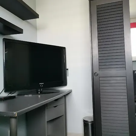 Apartament Falowiec Apartment *